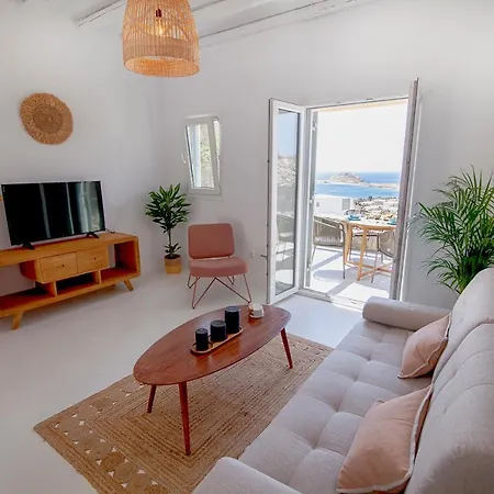 Piccolo With Private Pool And Sea View Villa *